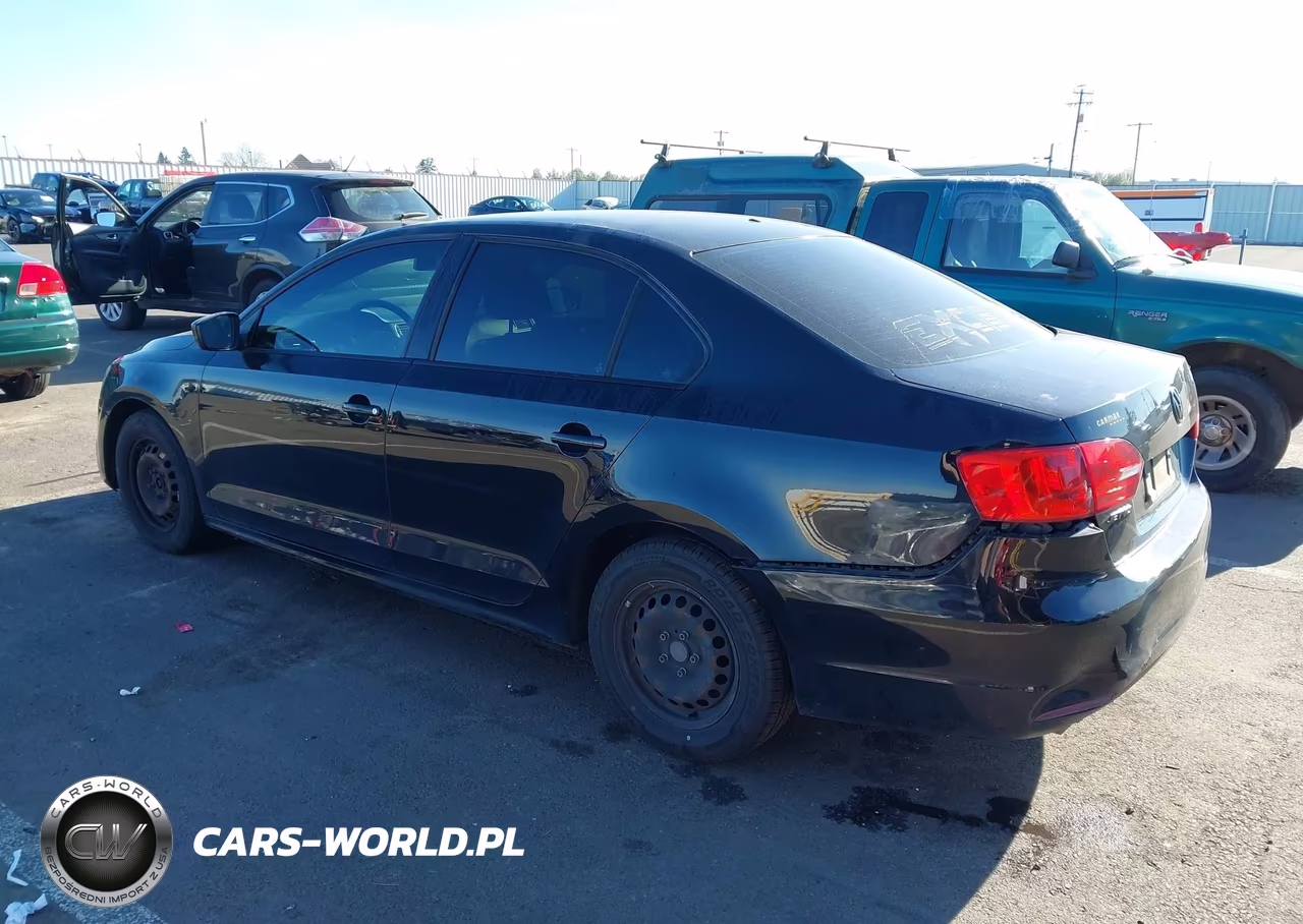 2013 Volkswagen Jetta 2.0L S VIN:3VW2K7AJ5DM421800 - 3