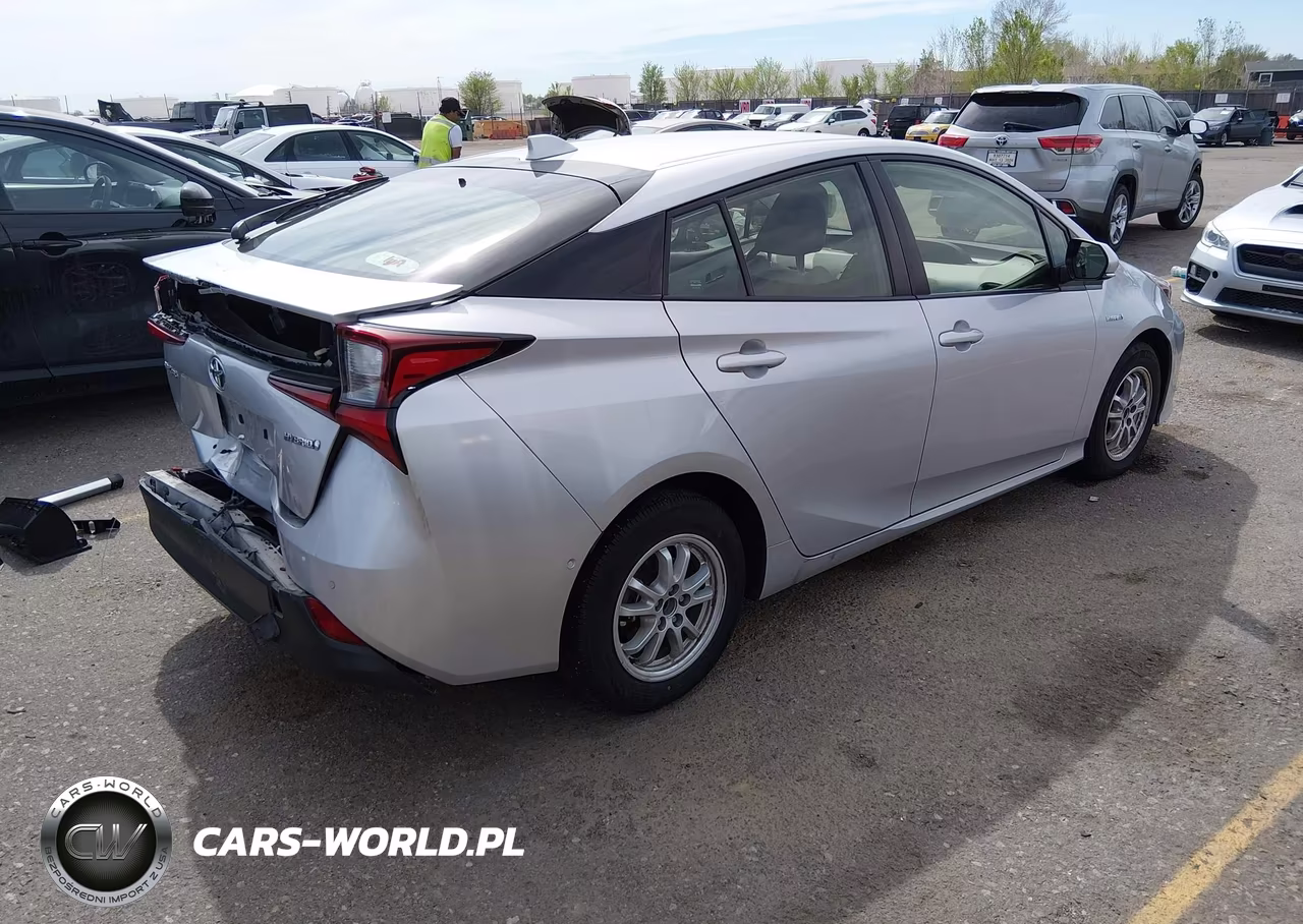 2022 Toyota Prius Le VIN:JTDKAMFU4N3166258 - 4