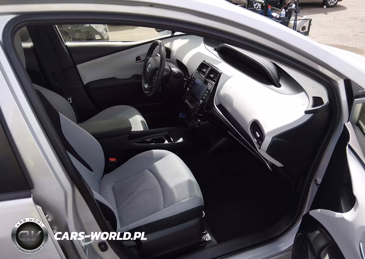 2022 Toyota Prius Le VIN:JTDKAMFU4N3166258 - 5