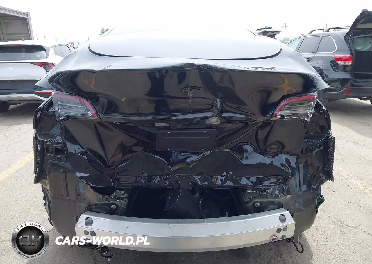 2023 Tesla Model Y Awd-Long Range Dual Motor All-Wheel Drive VIN:7SAYGDEE2PA105239 - 15