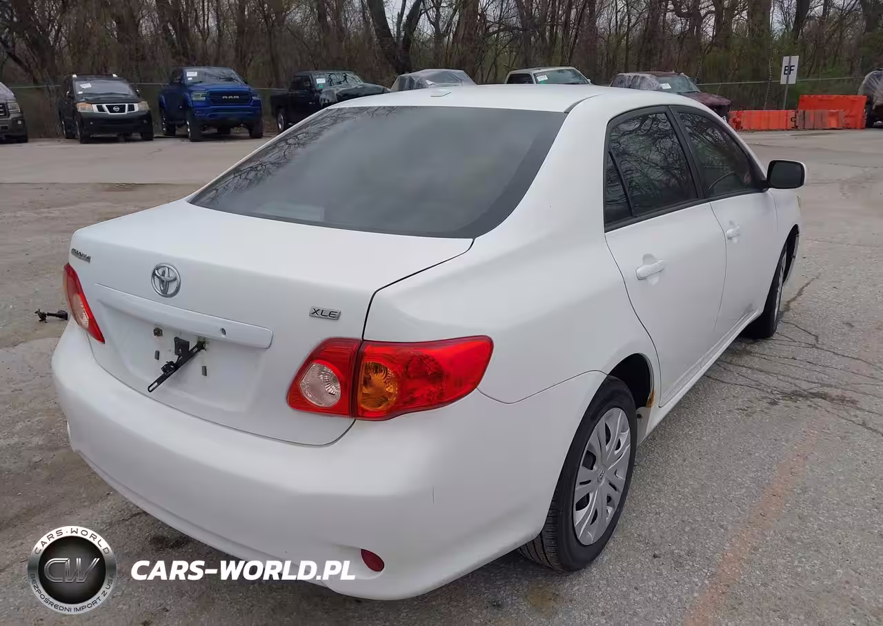 2010 Toyota Corolla Xle VIN:1NXBU4EEXAZ270674 - 4