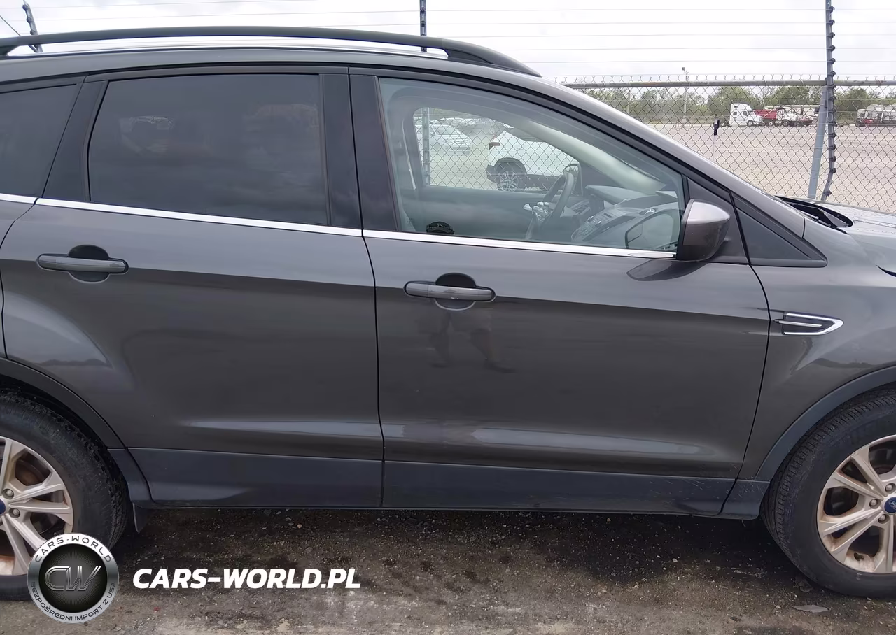2018 Ford Escape Se VIN:1FMCU0GD0JUC17144 - 13