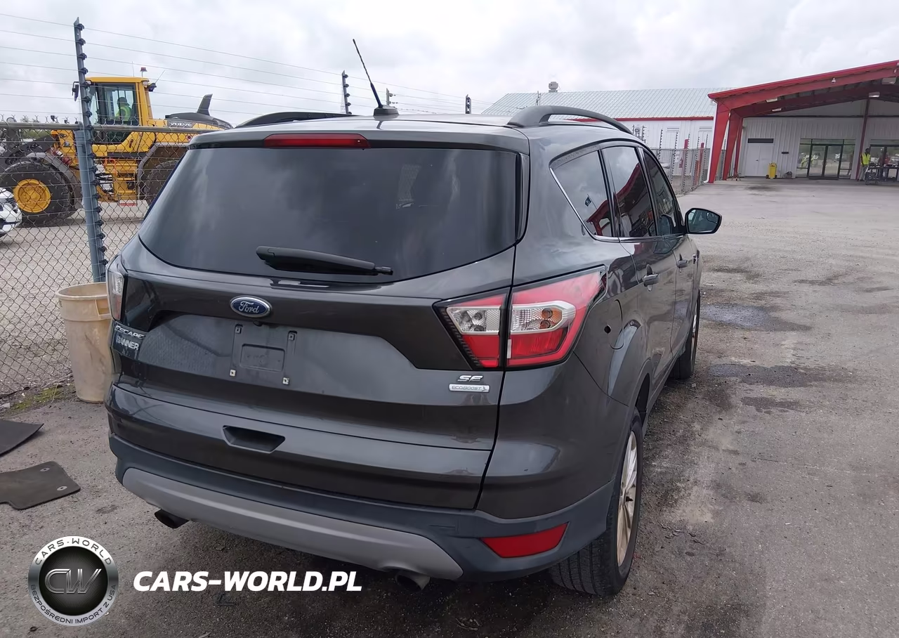 2018 Ford Escape Se VIN:1FMCU0GD0JUC17144 - 4