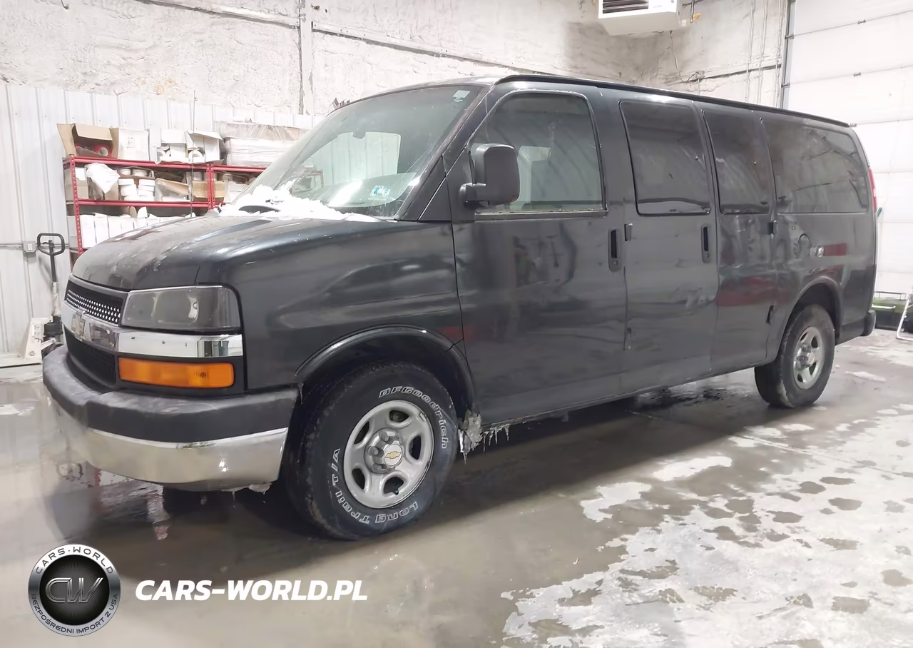 2003 Chevrolet Express VIN:1GNFH15T931137715 - 2