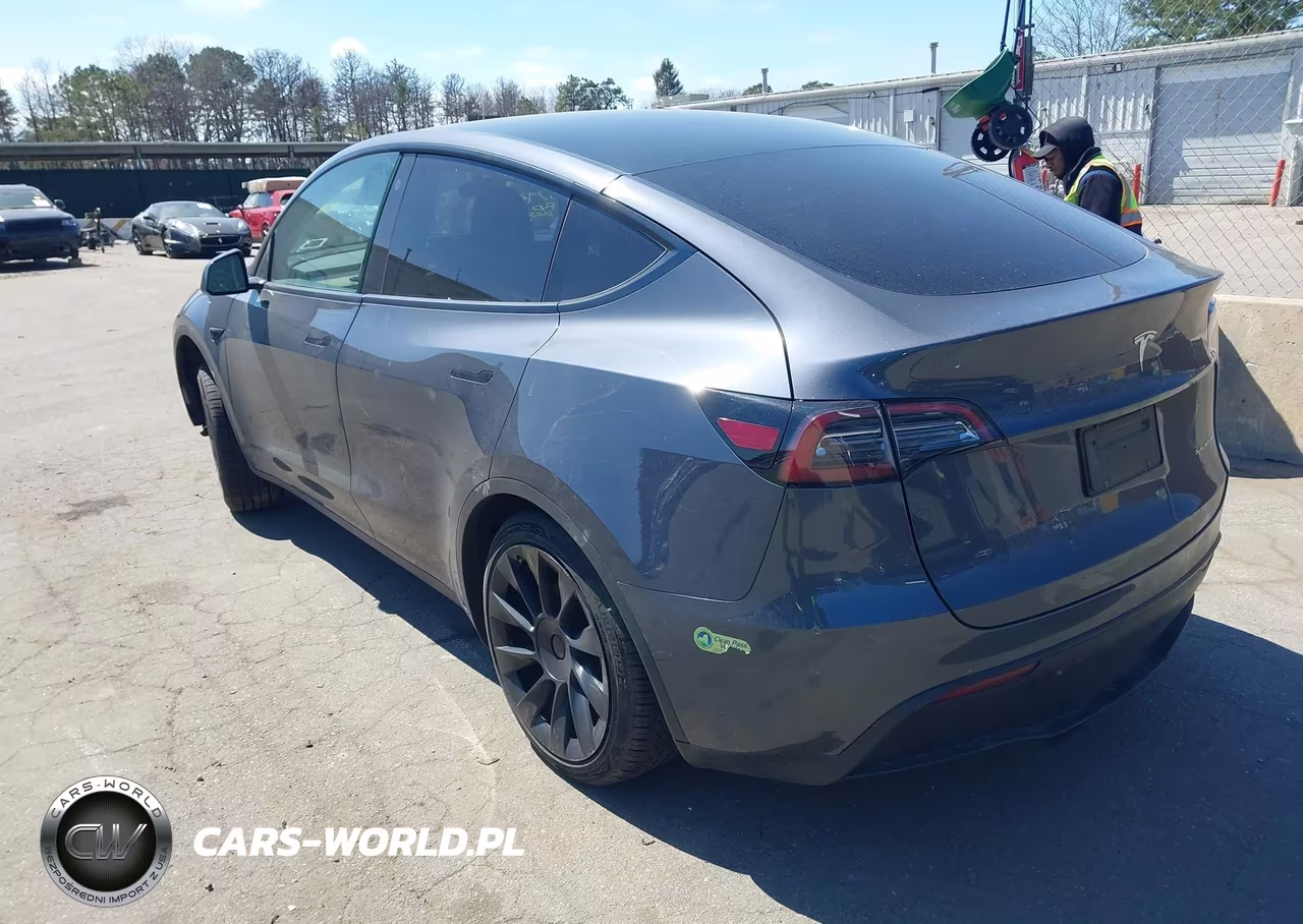 2023 Tesla Model Y Awd-Long Range Dual Motor All-Wheel Drive VIN:7SAYGAEE6PF612288 - 3