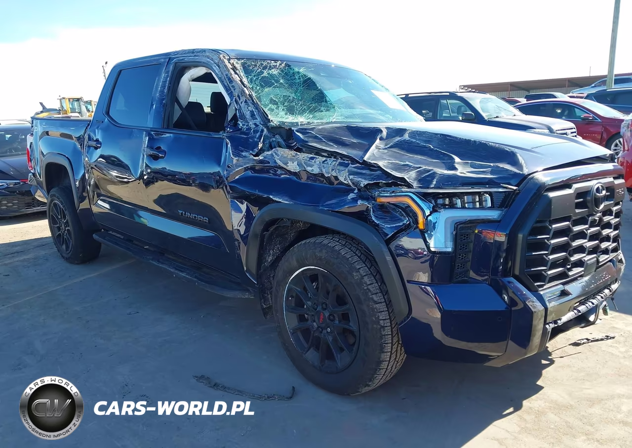 2026 Toyota Tundra Limited Crewmax 5.5' Bed – zdjęcie 1 z 16