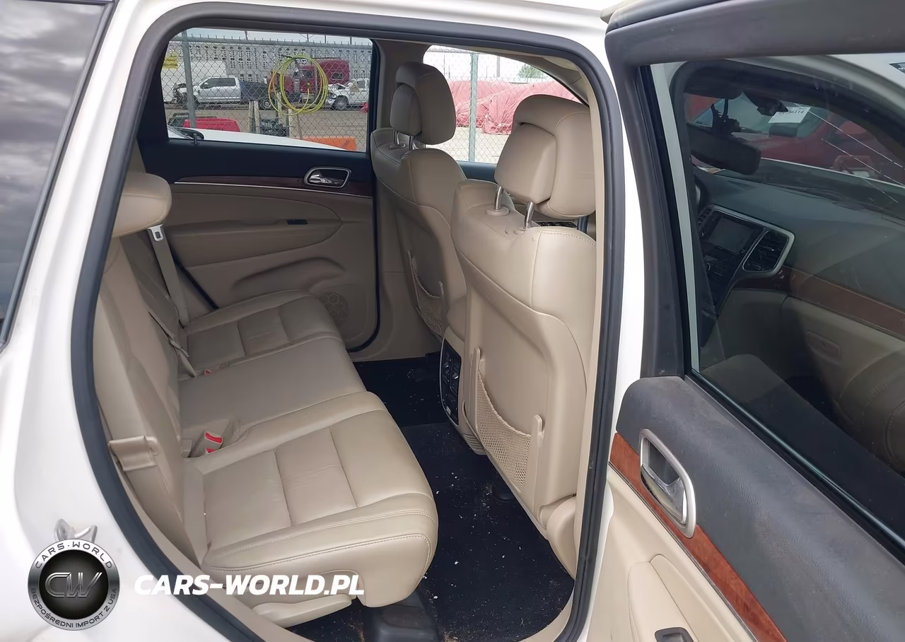2012 Jeep Grand Cherokee Limited VIN:1C4RJEBG1CC211173 - 8