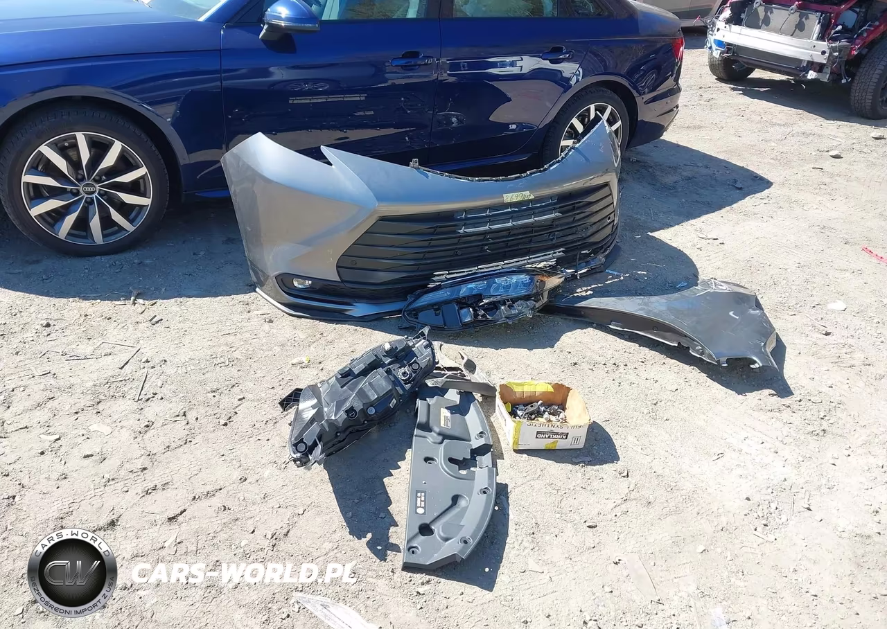 2026 Toyota Sienna Xle VIN:5TDYSKFC7TS228458 - 12