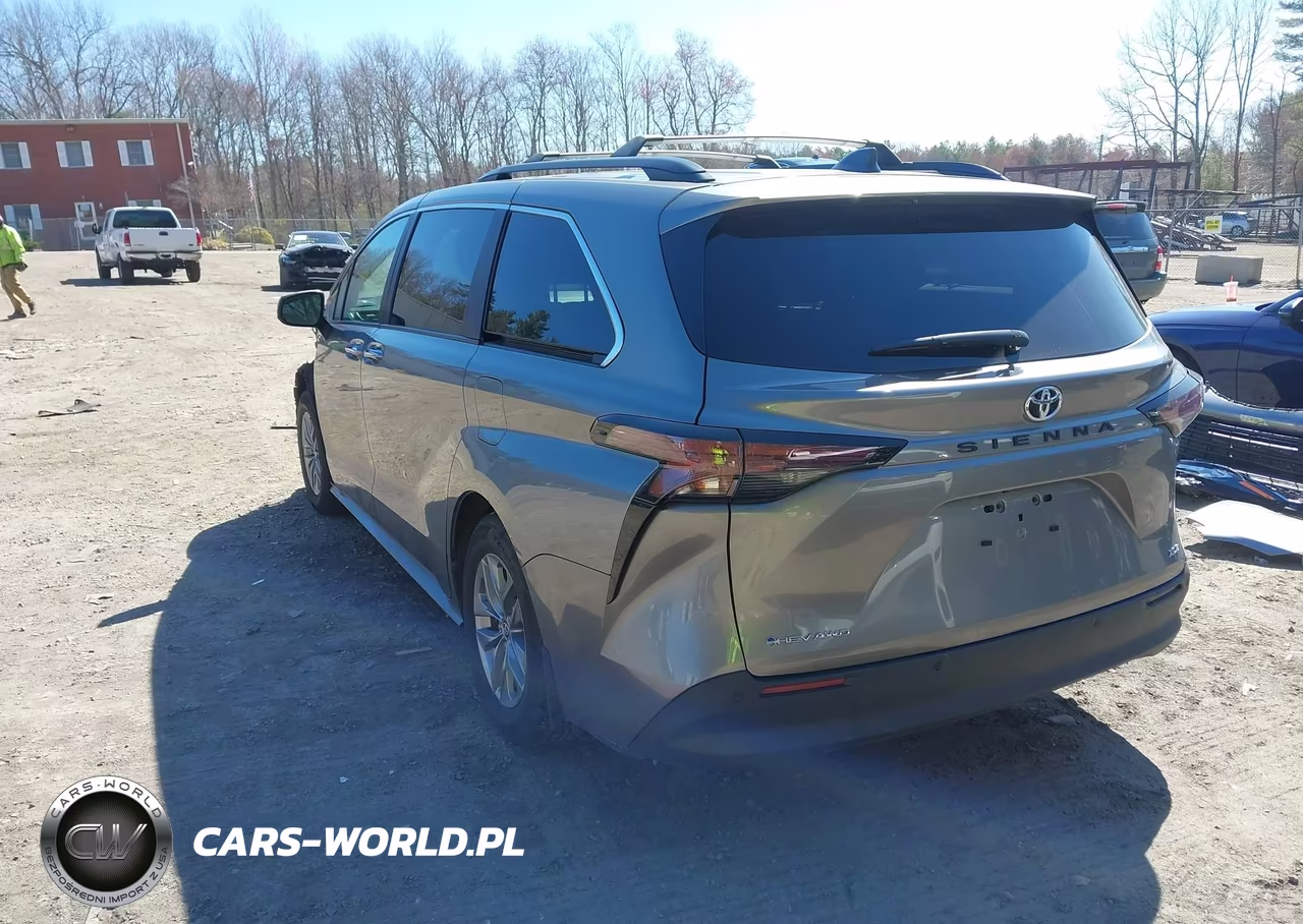 2026 Toyota Sienna Xle VIN:5TDYSKFC7TS228458 - 3