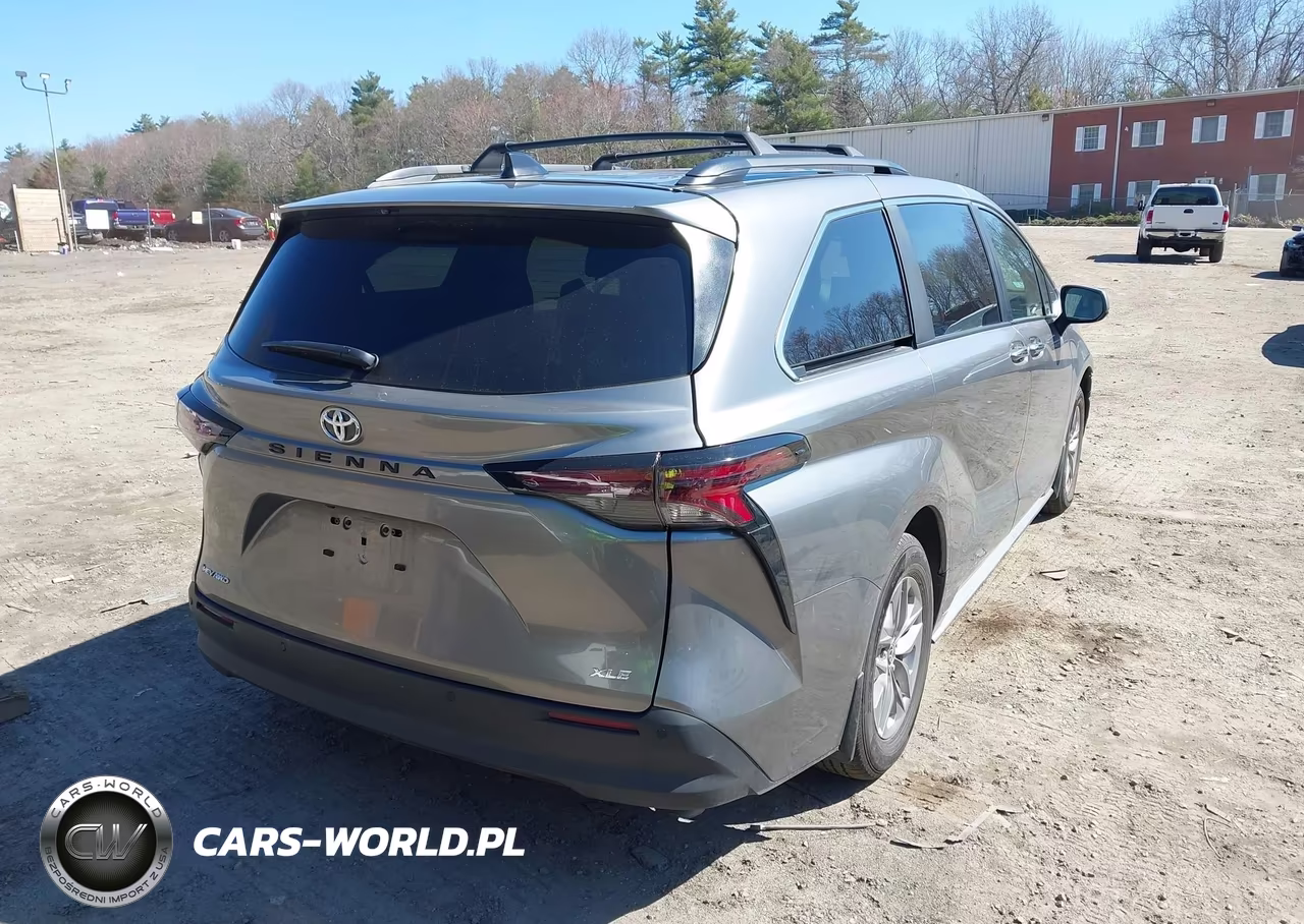 2026 Toyota Sienna Xle VIN:5TDYSKFC7TS228458 - 4