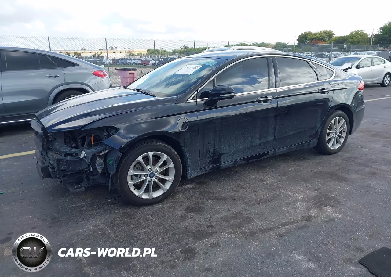 2019 Ford Fusion Energi Titanium VIN:3FA6P0SU4KR161806 - 2