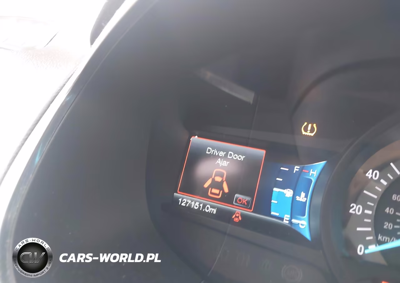 2017 Ford Edge Titanium VIN:2FMPK4K91HBC13203 - 16