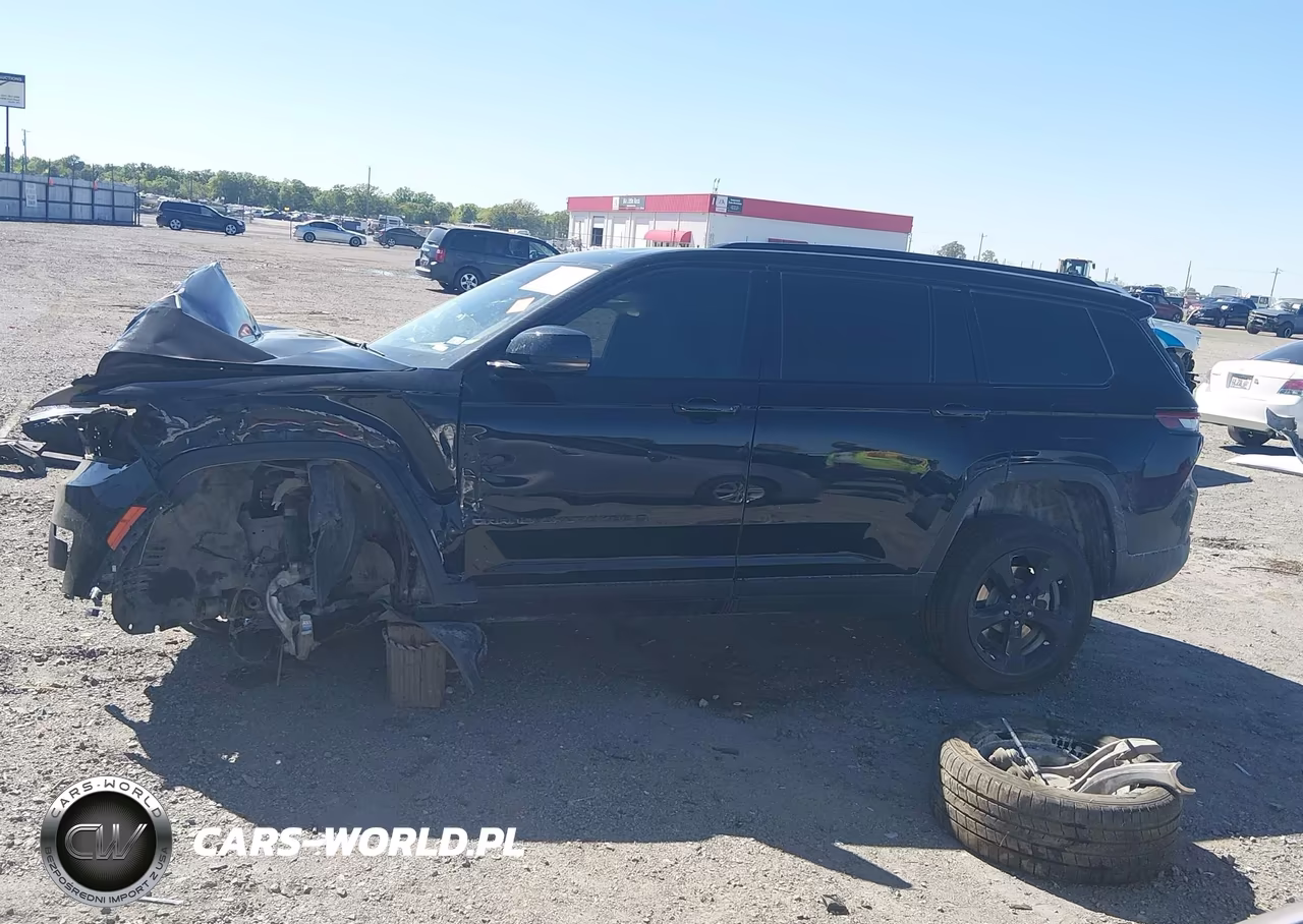 2023 Jeep Grand Cherokee L Altitude 4X2 VIN:1C4RJJAGXP8891240 - 15