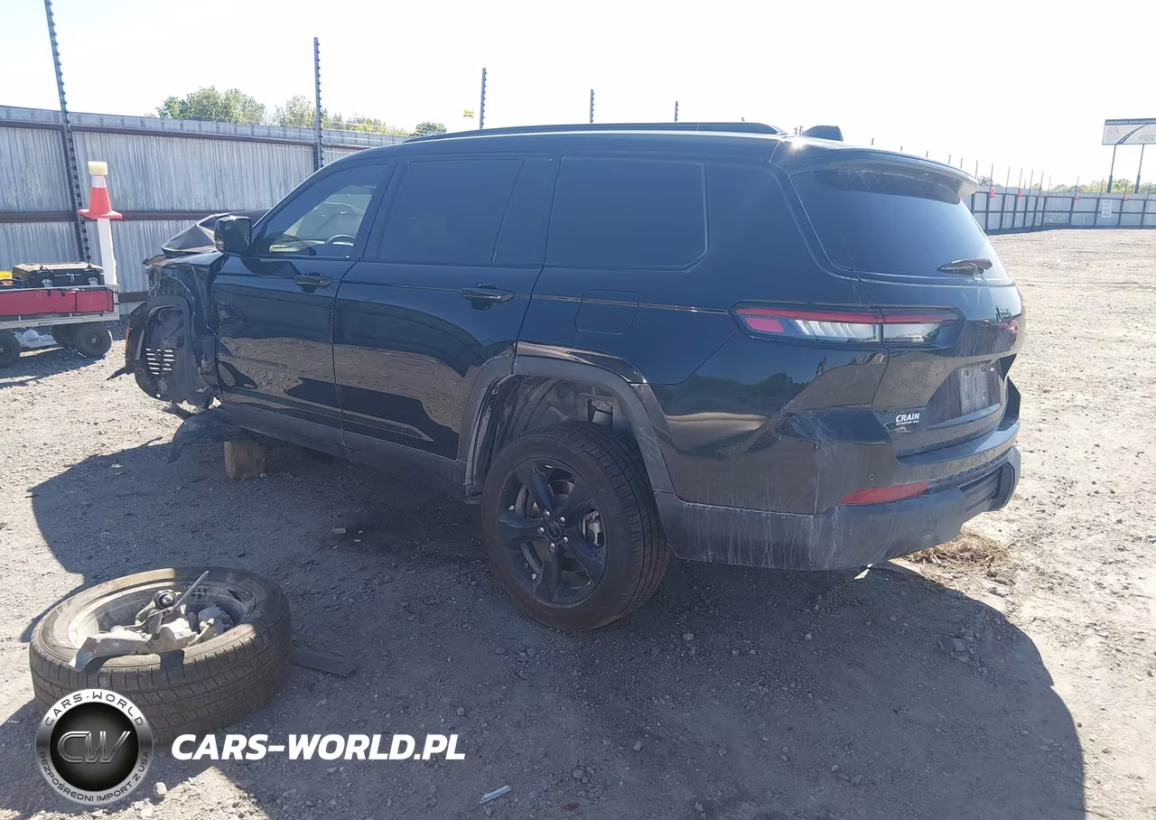2023 Jeep Grand Cherokee L Altitude 4X2 VIN:1C4RJJAGXP8891240 - 3