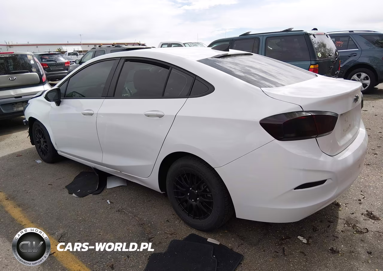 2017 Chevrolet Cruze Ls Auto VIN:1G1BC5SM9H7276735 - 3