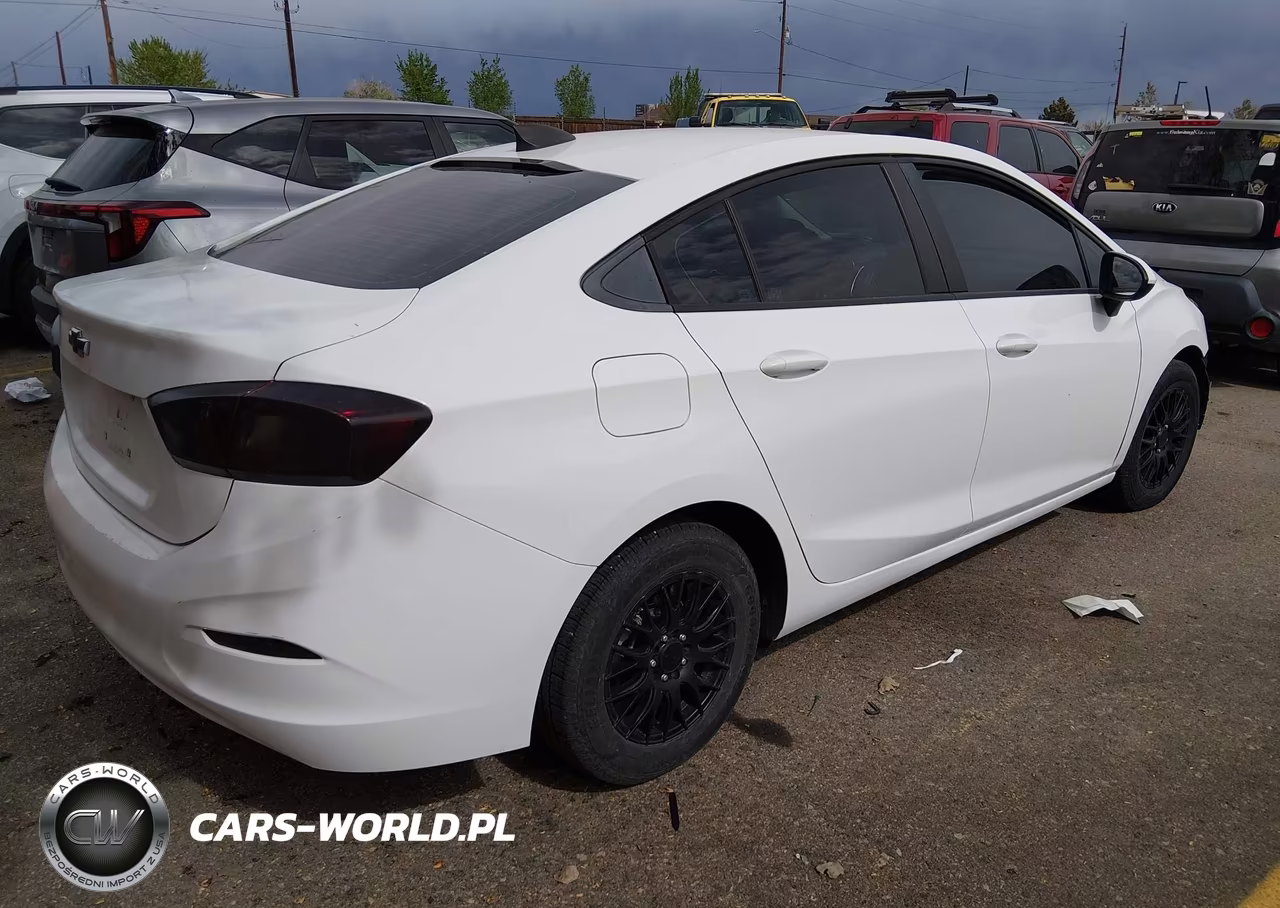 2017 Chevrolet Cruze Ls Auto VIN:1G1BC5SM9H7276735 - 4