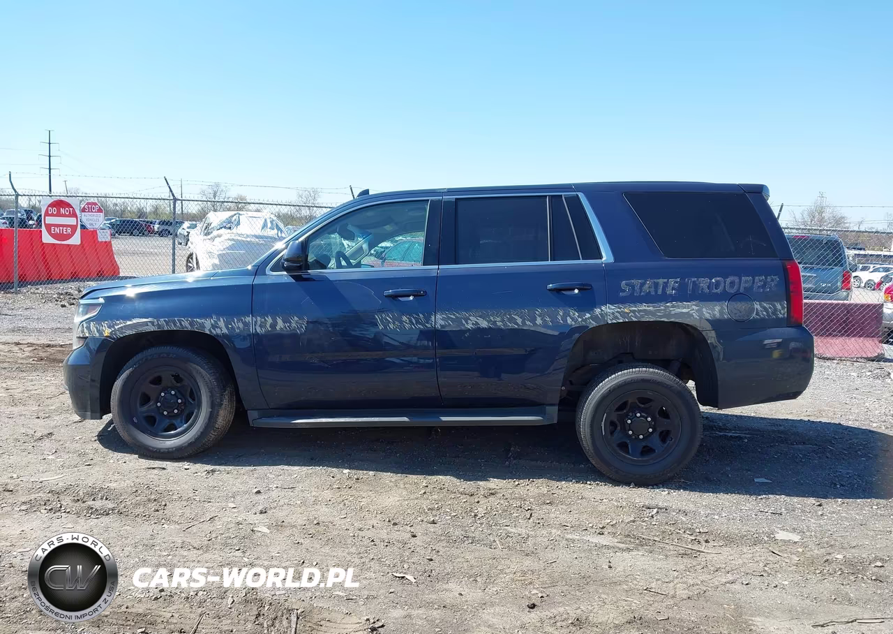 2018 Chevrolet Tahoe Police VIN:1GNLCDEC5JR139575 - 14