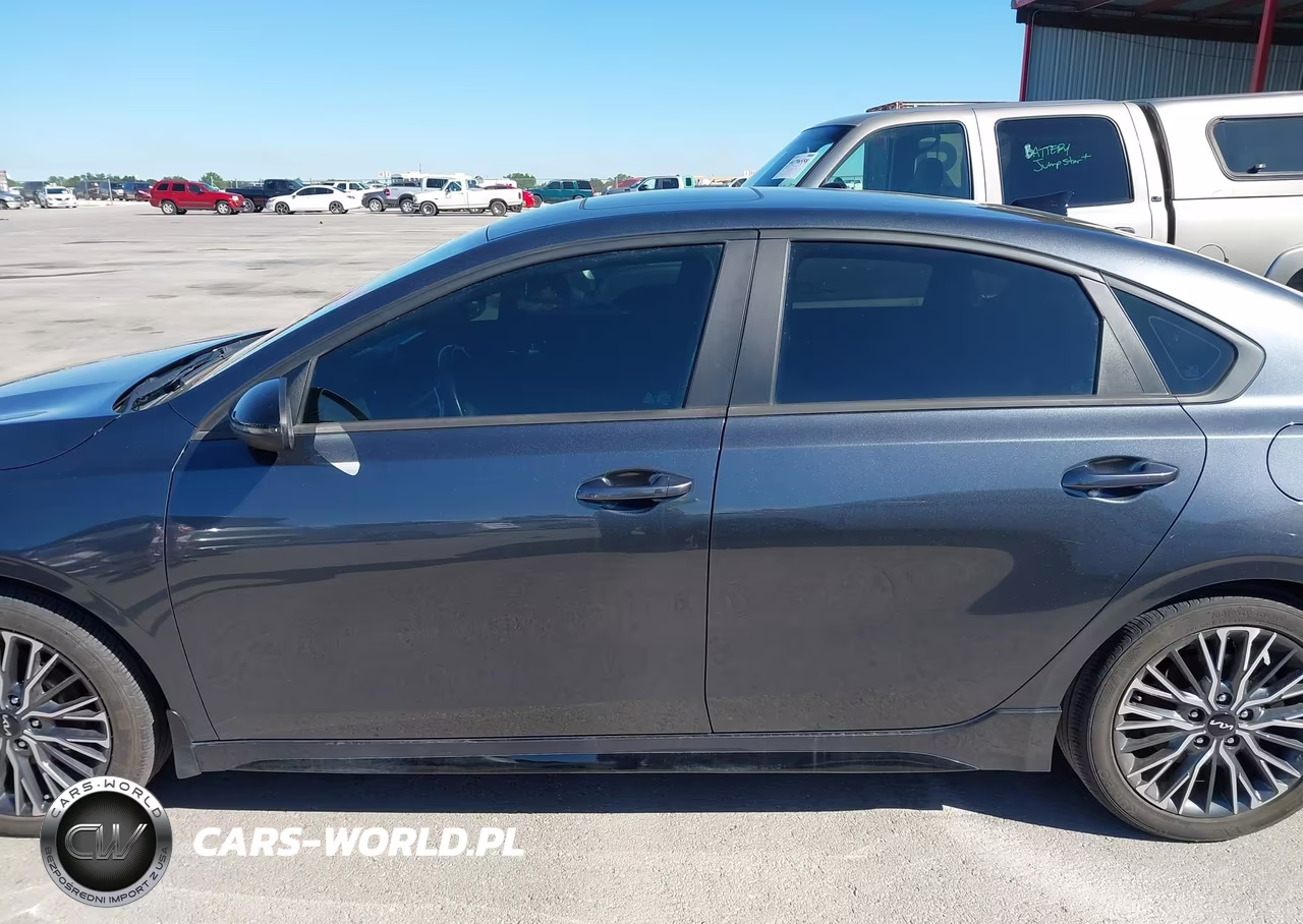 2024 Kia Forte Gt-Line VIN:3KPF54AD6RE732769 - 14