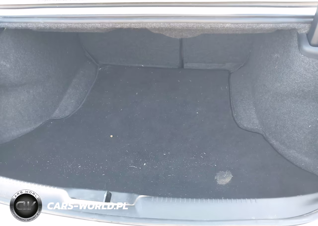 2019 Chrysler 300 Limited VIN:2C3CCAEG5KH602010 - 17
