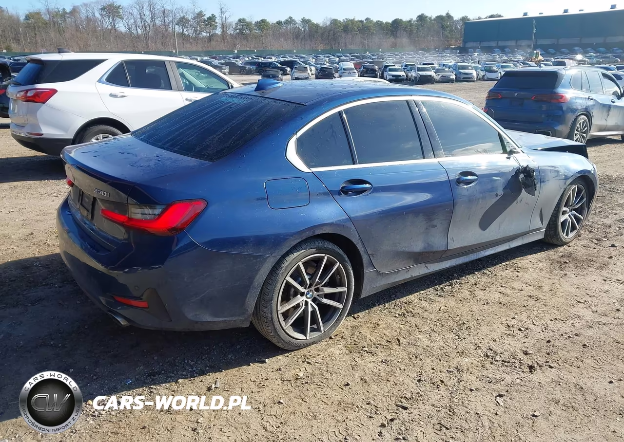 2021 BMW 330I xDrive VIN:3MW5R7J05M8B63223 - 4