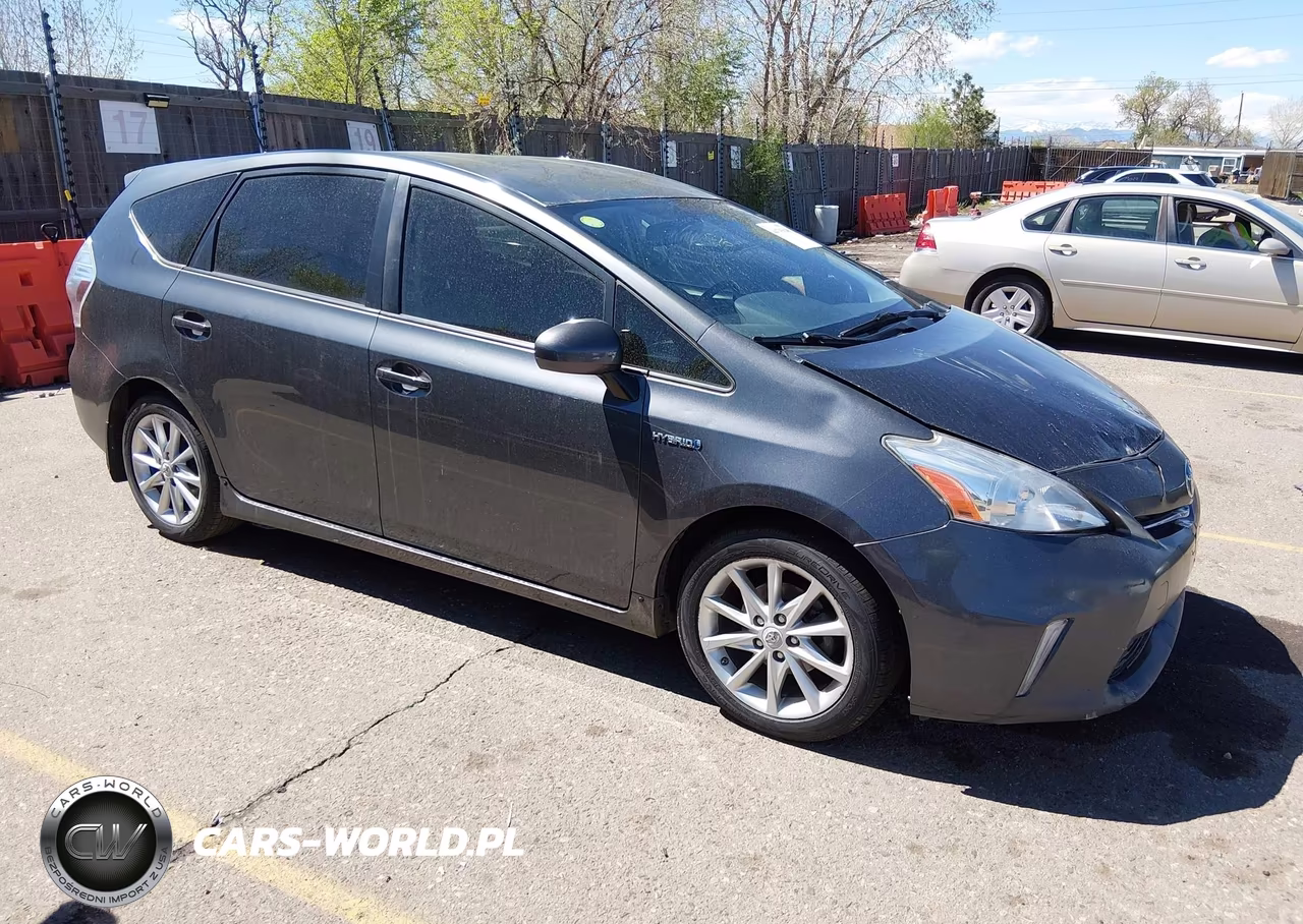 2013 Toyota Prius V Five