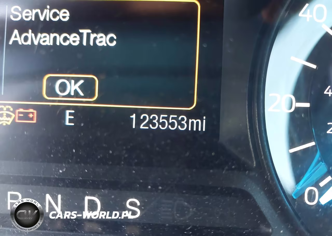 2017 Ford Explorer VIN:1FM5K8B89HGA37693 - 16