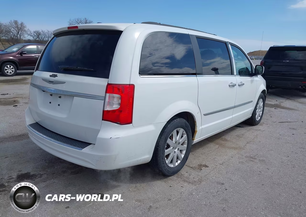 2014 Chrysler Town & Country Touring VIN:2C4RC1BG0ER464790 - 4