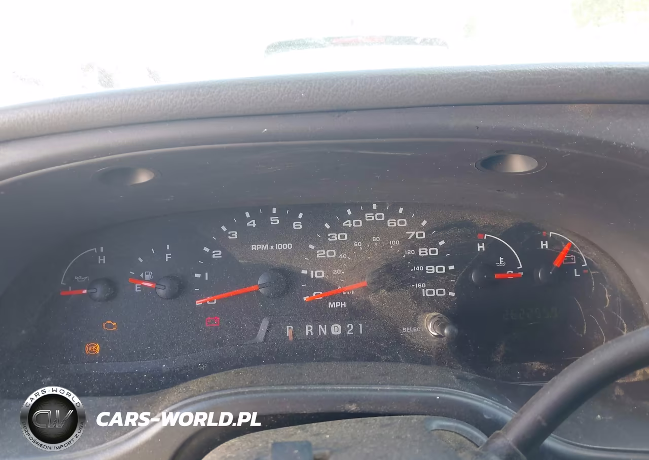 2005 Ford E-150 Commercial-Recreational VIN:1FTRE14W25HA00958 - 7