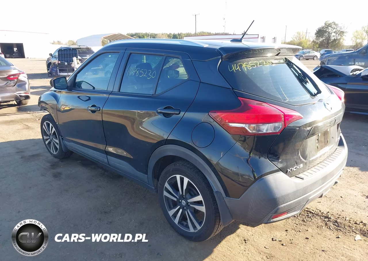 2019 Nissan Kicks Sv VIN:3N1CP5CU3KL497428 - 3