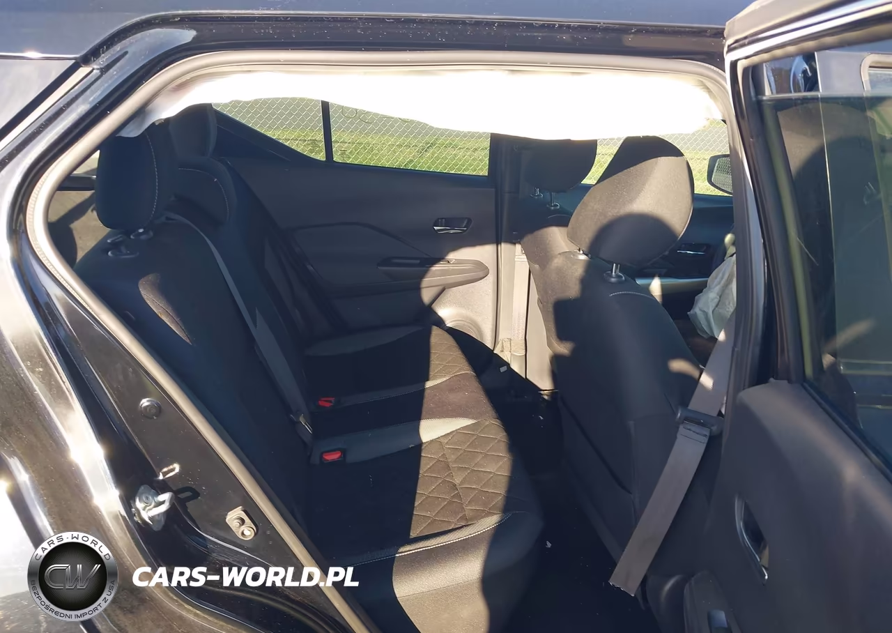2019 Nissan Kicks Sv VIN:3N1CP5CU3KL497428 - 8