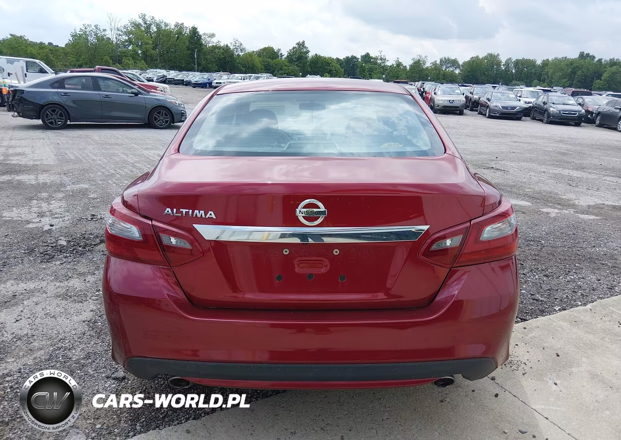 2018 Nissan Altima 2.5 S VIN:1N4AL3AP7JC158866 - 17