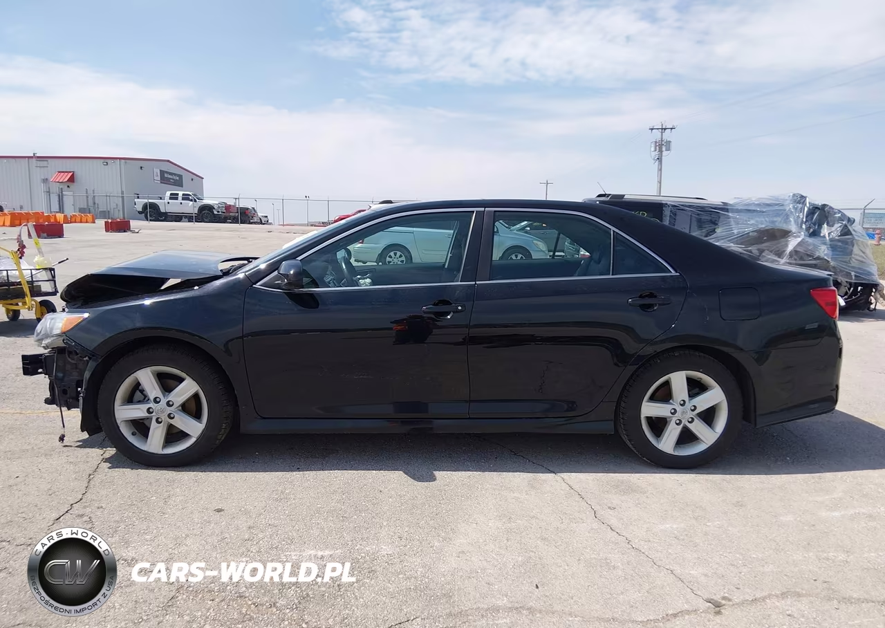 2013 Toyota Camry Se VIN:4T1BF1FK1DU704918 - 15