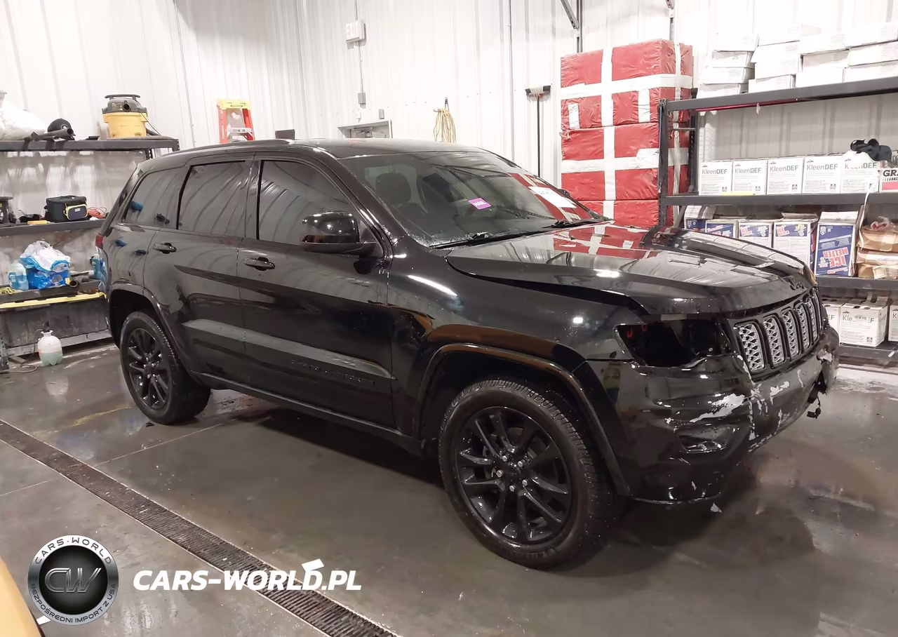 2018 Jeep Grand Cherokee Altitude 4X4 – zdjęcie 1 z 19