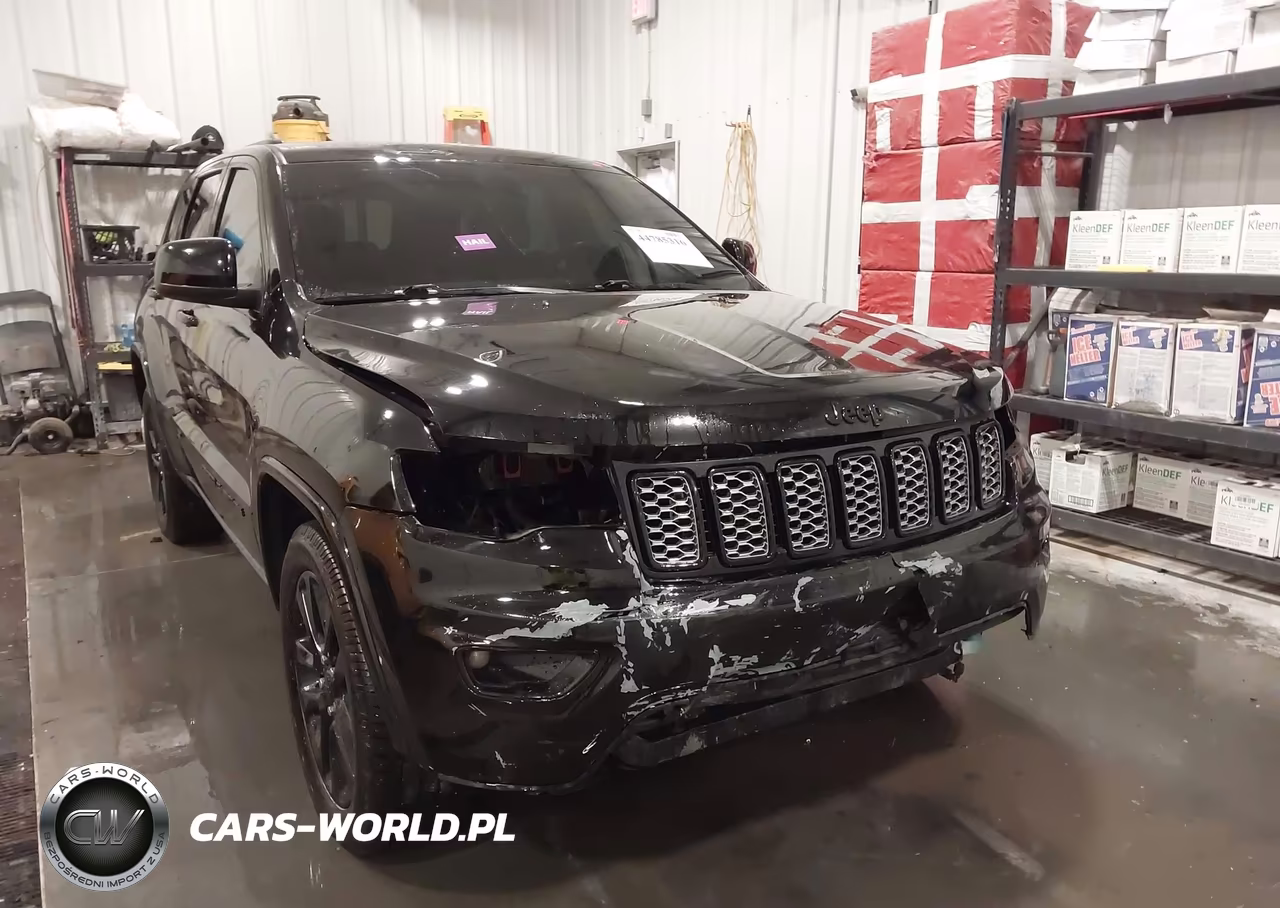 2018 Jeep Grand Cherokee Altitude 4X4 VIN:1C4RJFAG1JC435595 - 6
