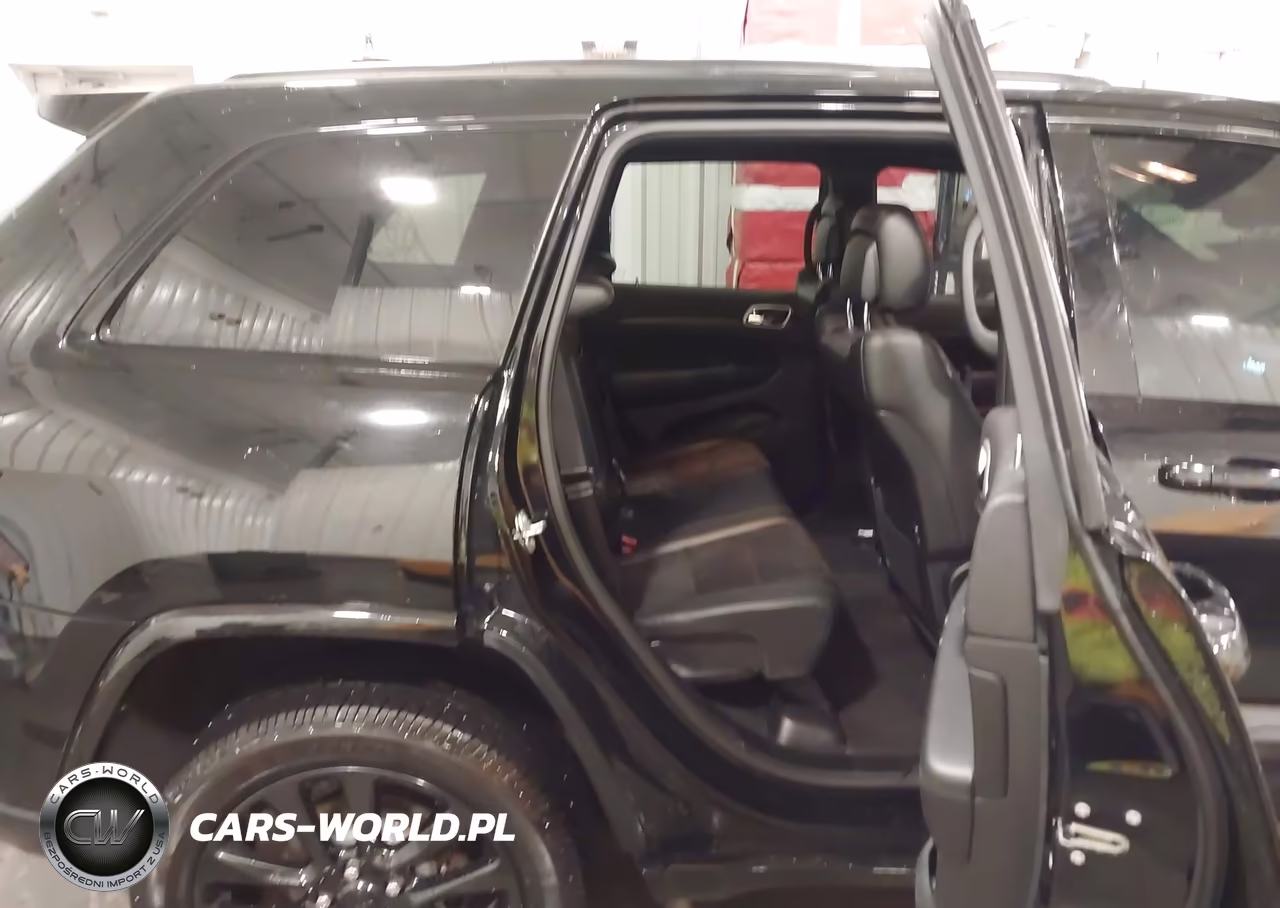 2018 Jeep Grand Cherokee Altitude 4X4 VIN:1C4RJFAG1JC435595 - 8