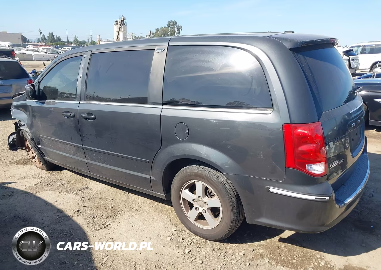 2012 Dodge Grand Caravan Crew VIN:2C4RDGDG1CR113784 - 3