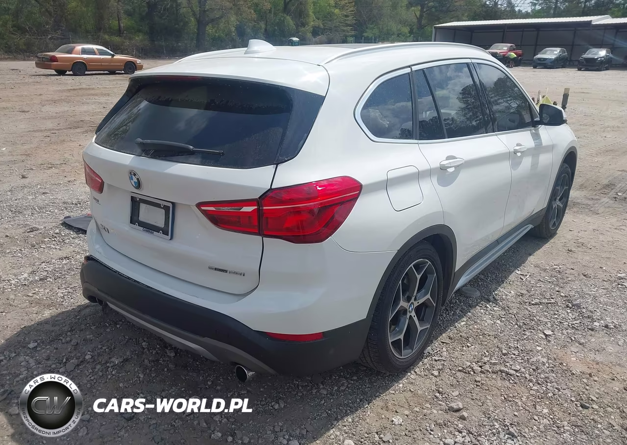 2018 BMW X1 Sdrive28I VIN:WBXHU7C35J5L07791 - 4
