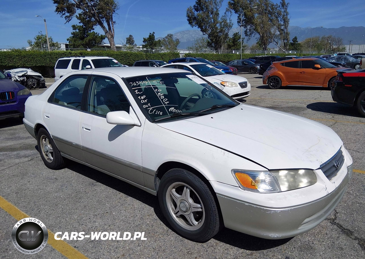 2000 Toyota Camry Le