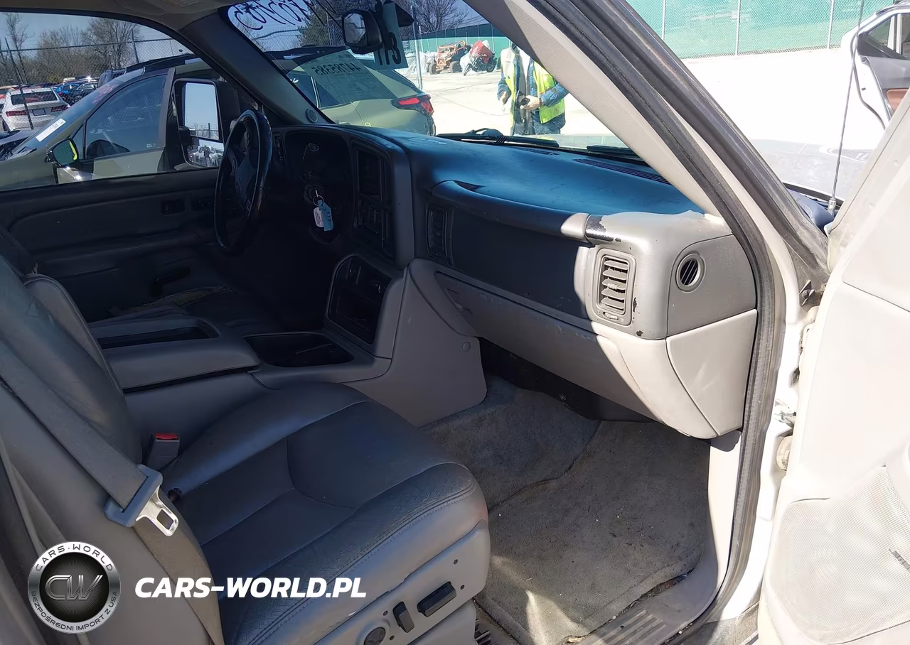 2004 Chevrolet Suburban 1500 Lt VIN:1GNFK16Z24J144365 - 5
