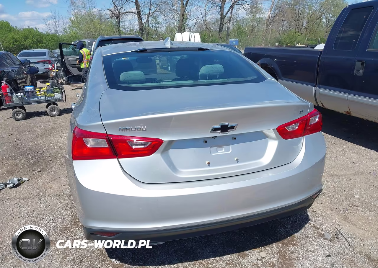 2018 Chevrolet Malibu Lt VIN:1G1ZD5ST1JF106030 - 16