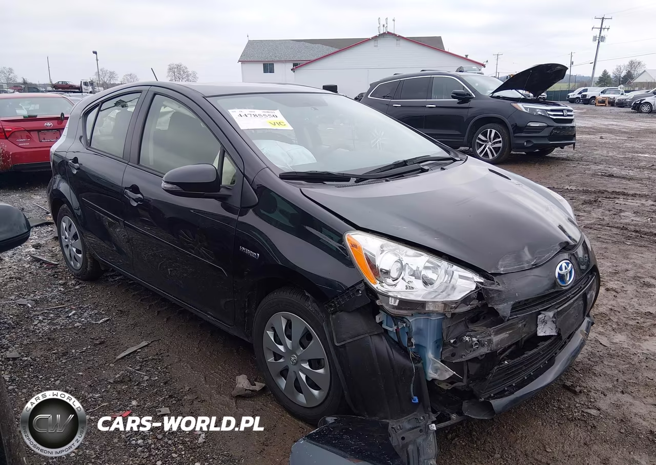 2014 Toyota Prius C Two
