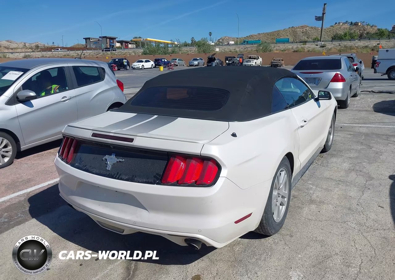 2017 Ford Mustang V6 VIN:1FATP8EM7H5266686 - 4