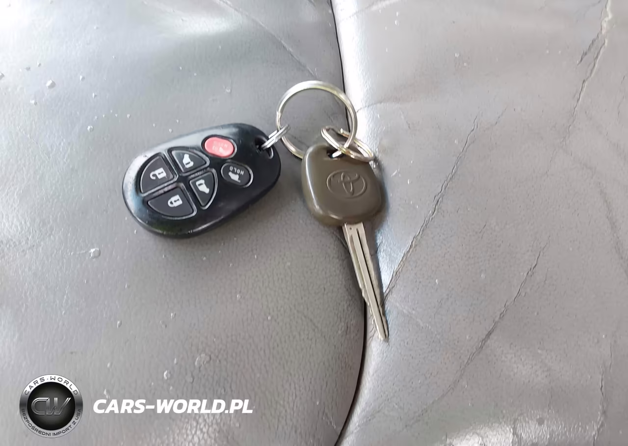 2010 Toyota Sienna Xle VIN:5TDYK4CCXAS295536 - 11