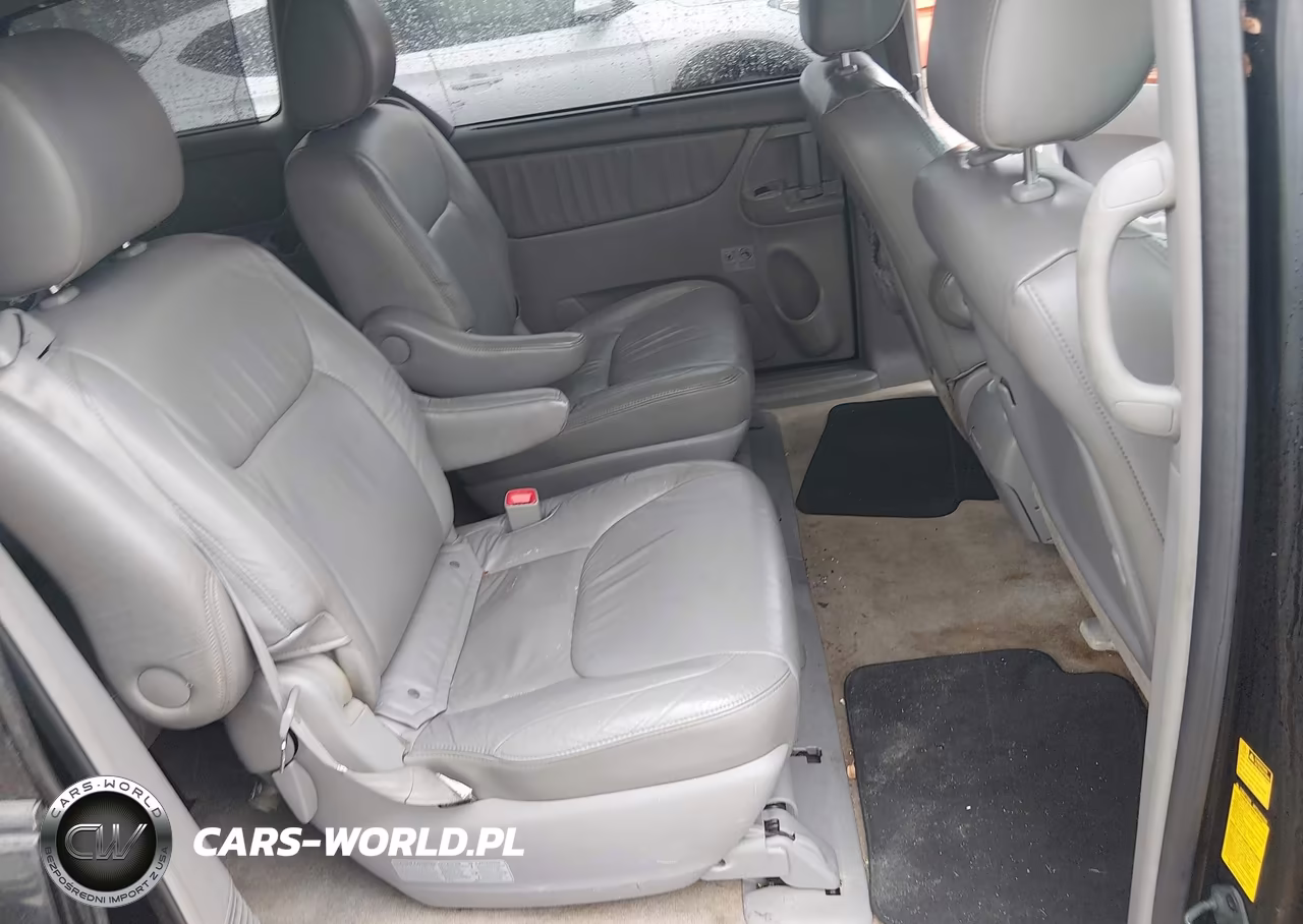 2010 Toyota Sienna Xle VIN:5TDYK4CCXAS295536 - 8