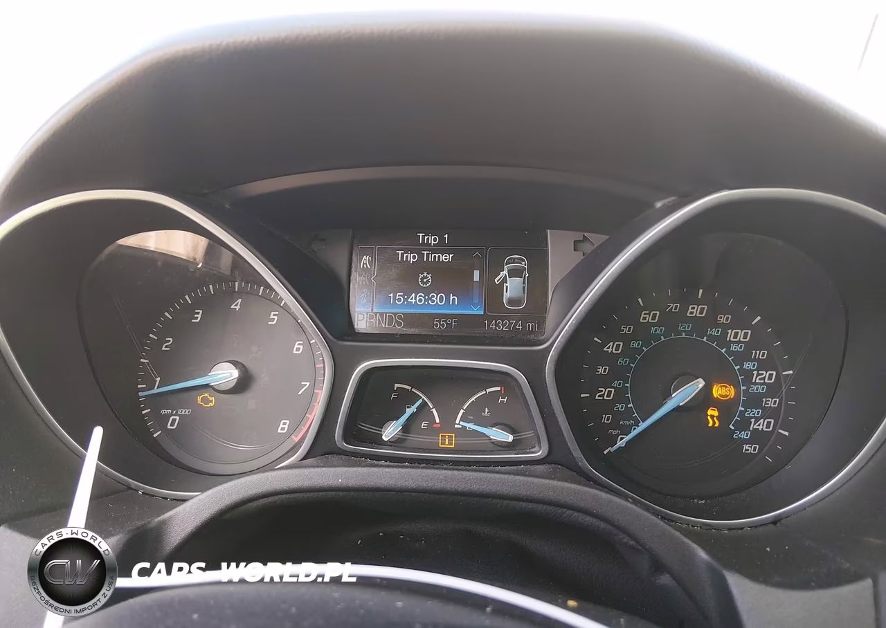 2012 Ford Focus Titanium VIN:1FAHP3J2XCL102169 - 7