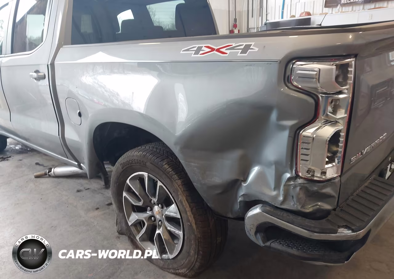 2026 Chevrolet Silverado 1500 4Wd Short Bed Lt With 2Fl VIN:3GCPKKEK8TG137167 - 6