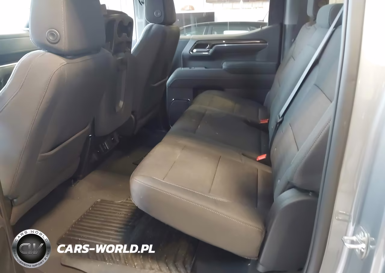 2026 Chevrolet Silverado 1500 4Wd Short Bed Lt With 2Fl VIN:3GCPKKEK8TG137167 - 8