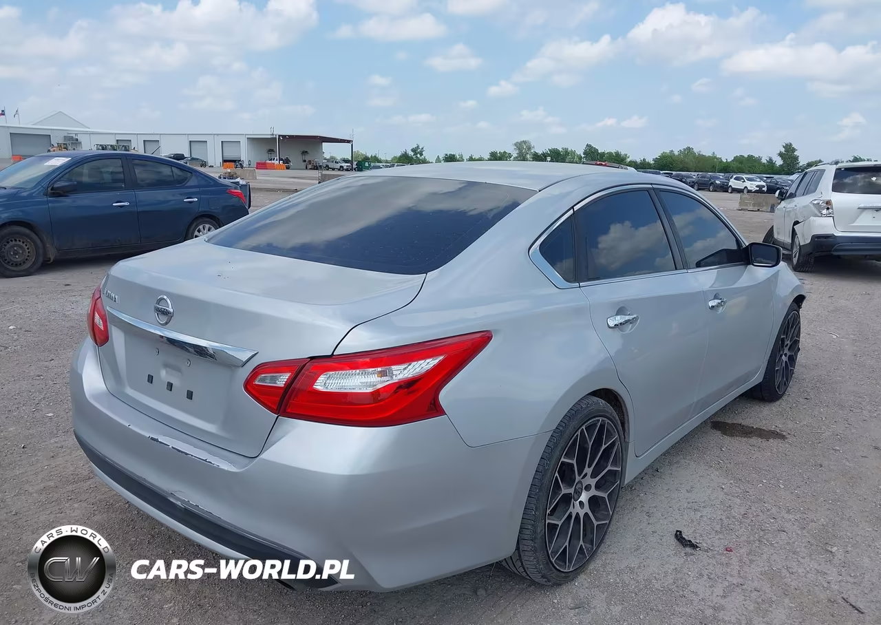 2017 Nissan Altima 2.5-2.5 S-2.5 Sl-2.5 Sr-2.5 Sv VIN:1N4AL3AP4HN314196 - 4