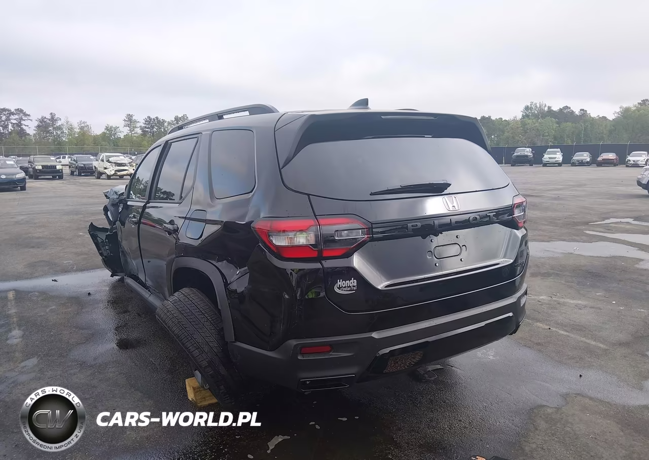 2026 Honda Pilot Sport VIN:5FNYG2H34TB003238 - 3