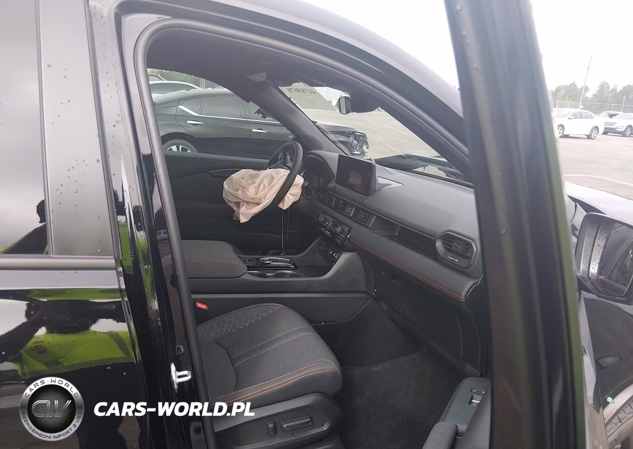 2026 Honda Pilot Sport VIN:5FNYG2H34TB003238 - 5